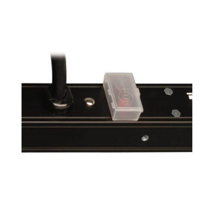 PDU Monofásico con Medidor Digital, 1.9kW 20A 120V, para instalación Vertical de 0U en Rack 28 Tomac