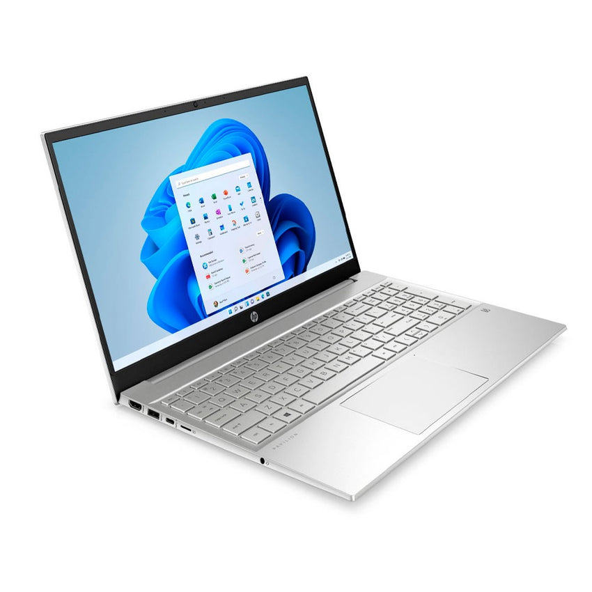 Computador Portatil 15,6 Pulgadas RAM 8GB SSD 256GB COLOR  Plateado Windows 11 Home