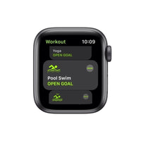 Apple Watch SE (GPS) - Caja de aluminio en gris espacial de 40 mm - Correa deportiva negra - Talla única