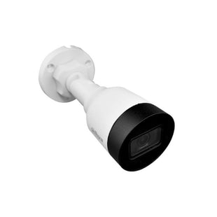 · 2MP, 1/2.7” CMOS image sensor, low illuminance, high image definition
